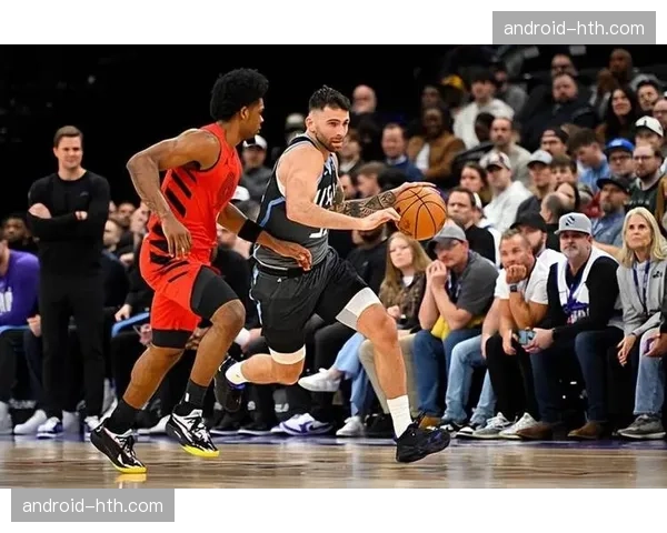 爵士年轻阵容防守纪律性差 换防沟通失误导致漏人情况频发